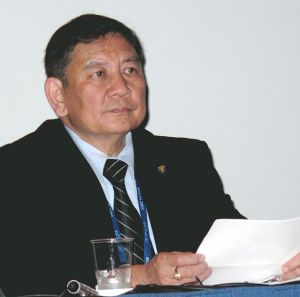 Prof. Yao-Wen Huang